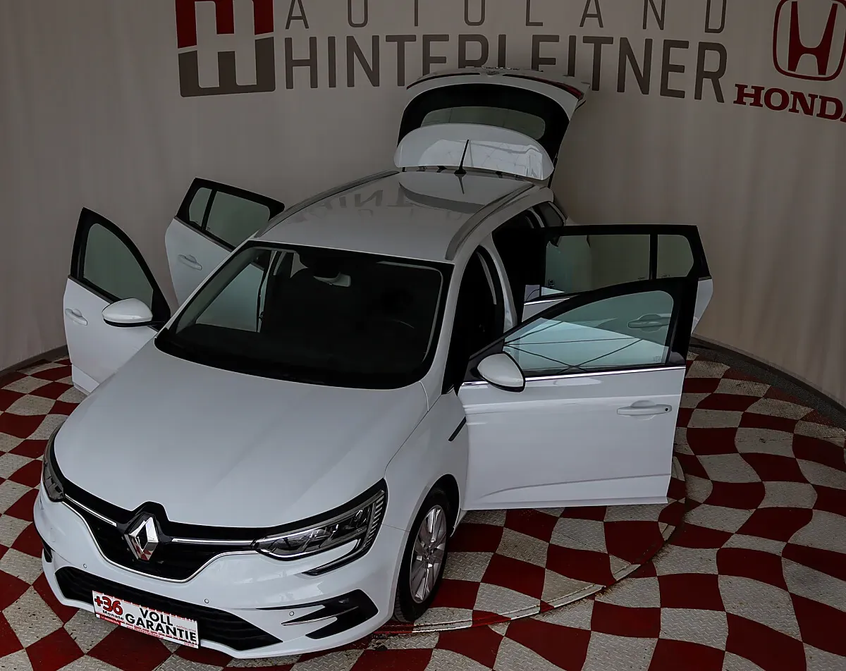 Renault Megane 2022 photo 3