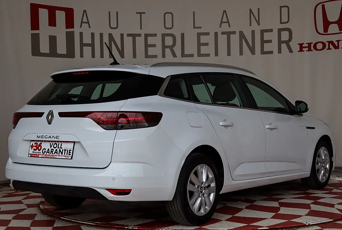 Renault Megane 2022 photo 2
