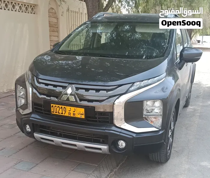 Mitsubishi Xpander Cross 2023 photo 2