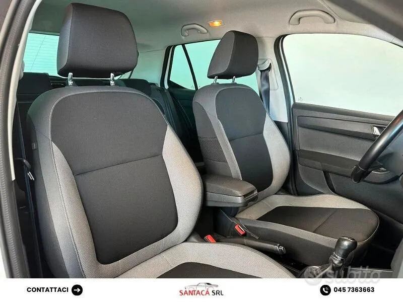 Skoda Fabia 2015 photo 5