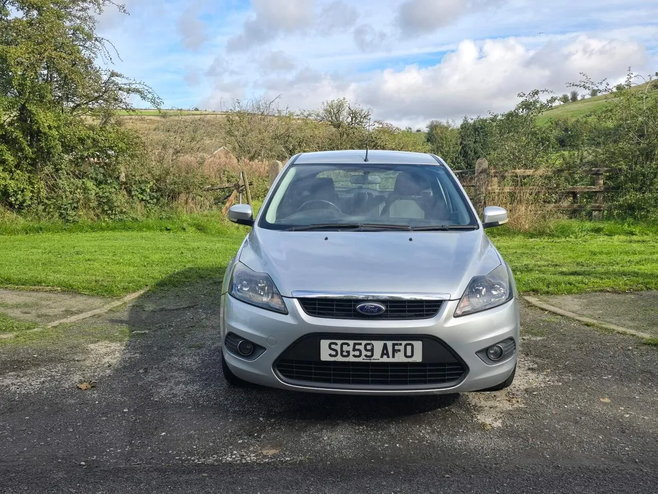 Ford Focus 2009 photo 2