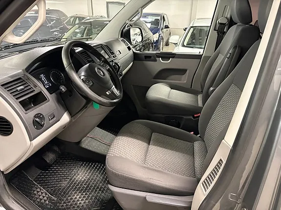 Volkswagen Transporter 2012 photo 4