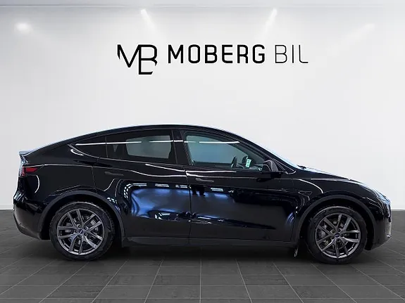 Tesla Model Y 2023 photo 5