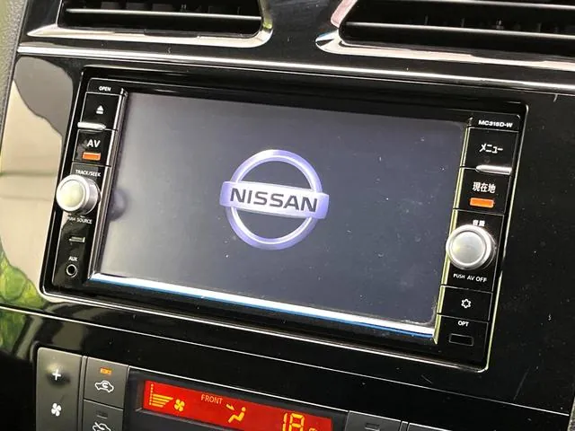 Nissan Serena 2015 photo 3