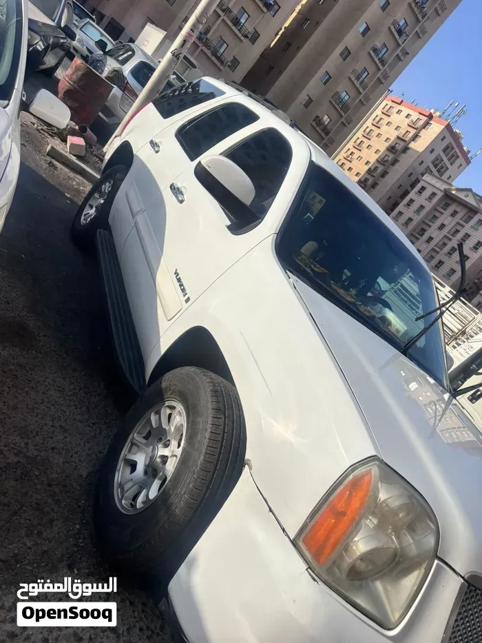 GMC Yukon 2007 photo 2