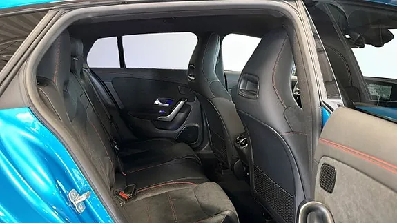 Mercedes-Benz Cla200 2025 photo 5