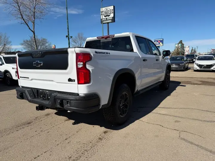 Chevrolet Silverado 1500 2025 photo 5