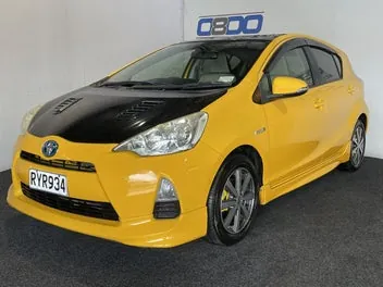 Toyota Aqua 2013 photo 4
