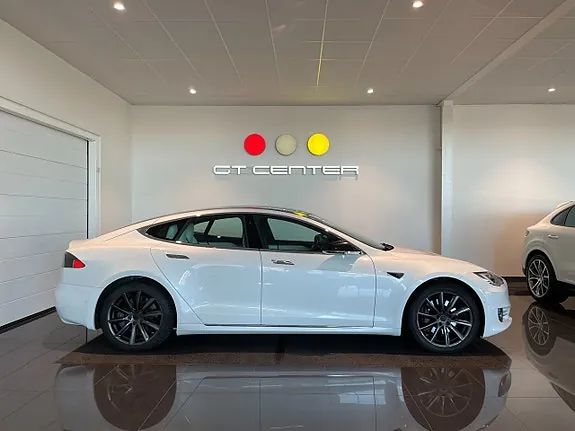 Tesla Model S 2019 photo 2
