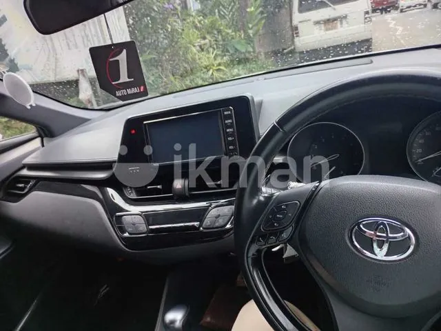 Toyota Chr 2018 photo 3