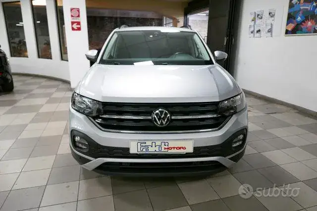 Volkswagen T-Cross 2023 photo 2