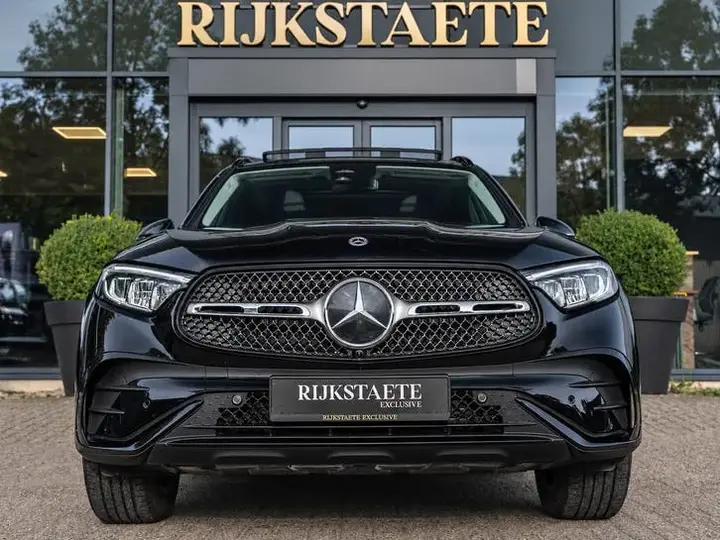 Mercedes-Benz Glc 2024 photo 3
