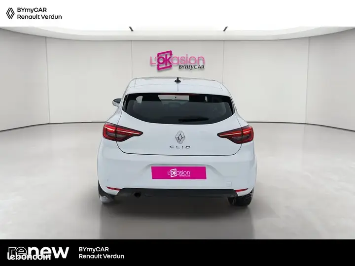 Renault Clio 2022 photo 4