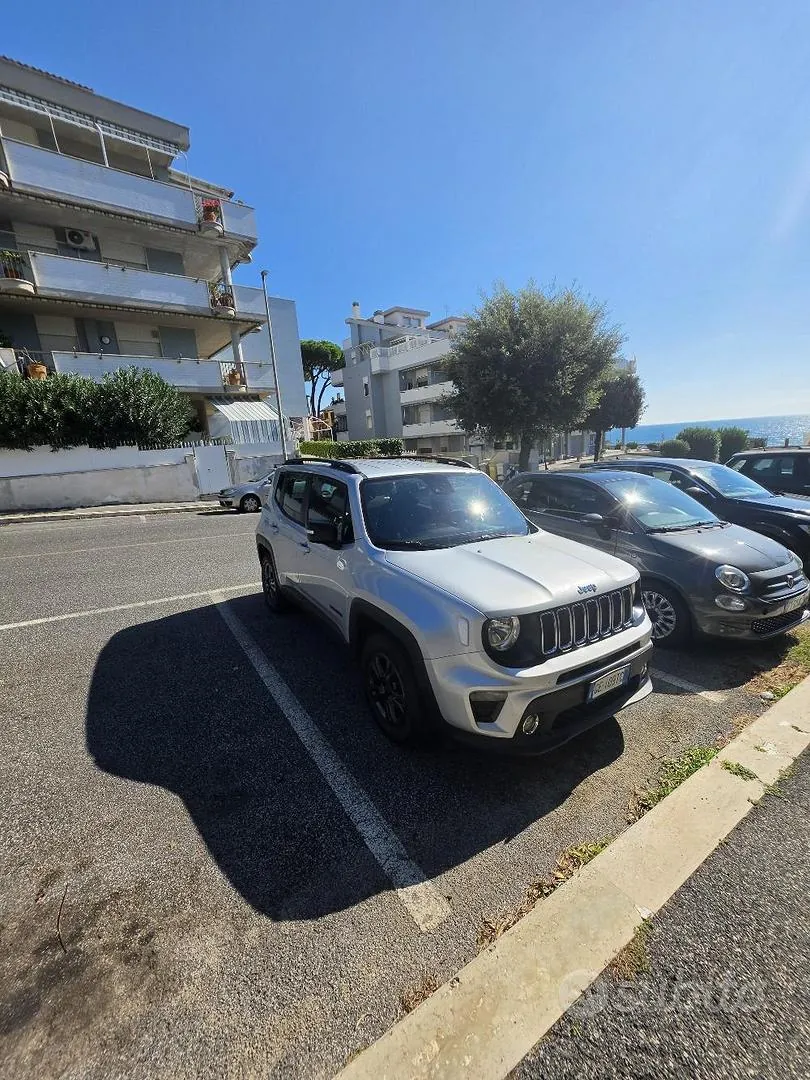 Jeep Renegade 2021 photo 2
