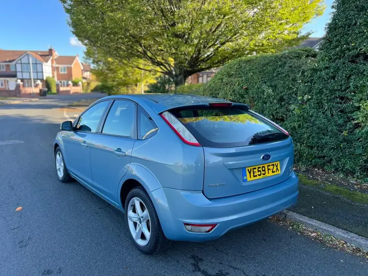 Ford Focus 2009 photo 4