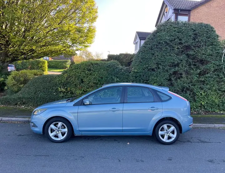 Ford Focus 2009 photo 5