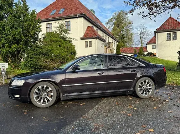 Audi A8 2008 photo 3