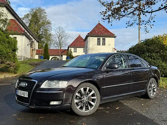 Audi A8 2008 photo 2