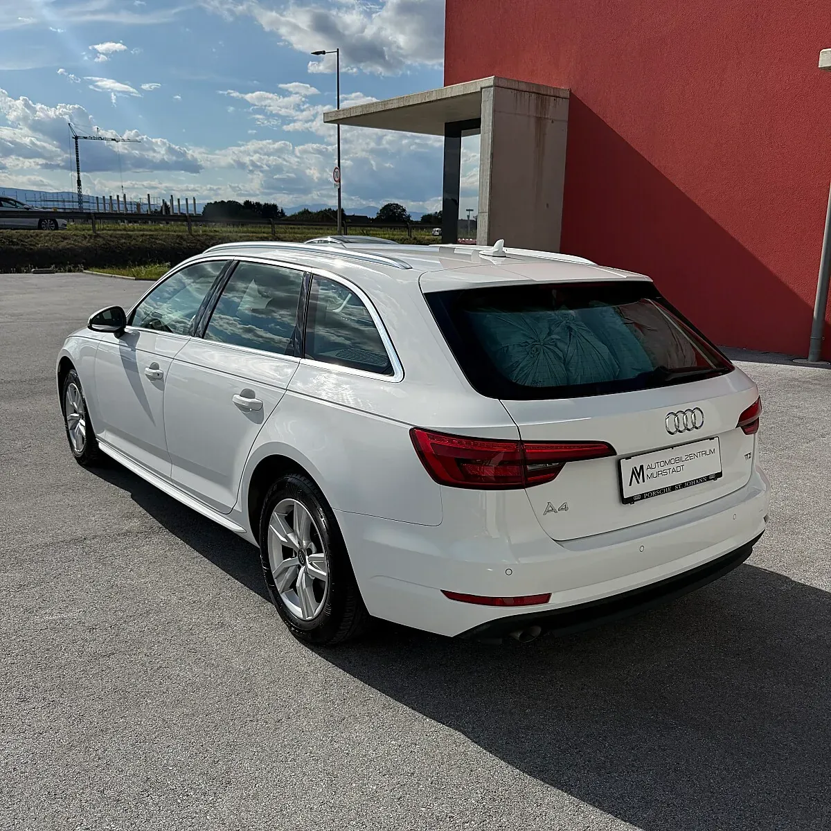 Audi A4 2017 photo 3