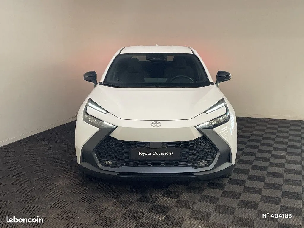 Toyota C-Hr 2025 photo 3