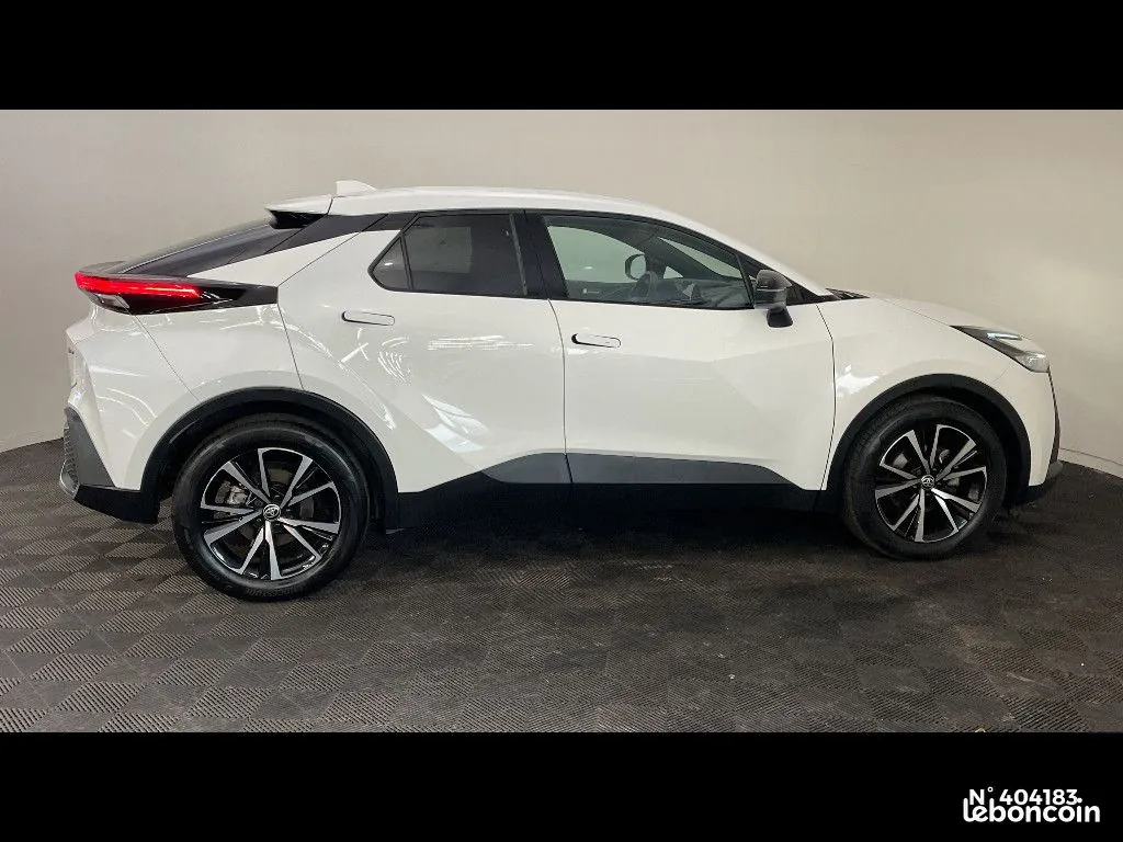 Toyota C-Hr 2025 photo 5