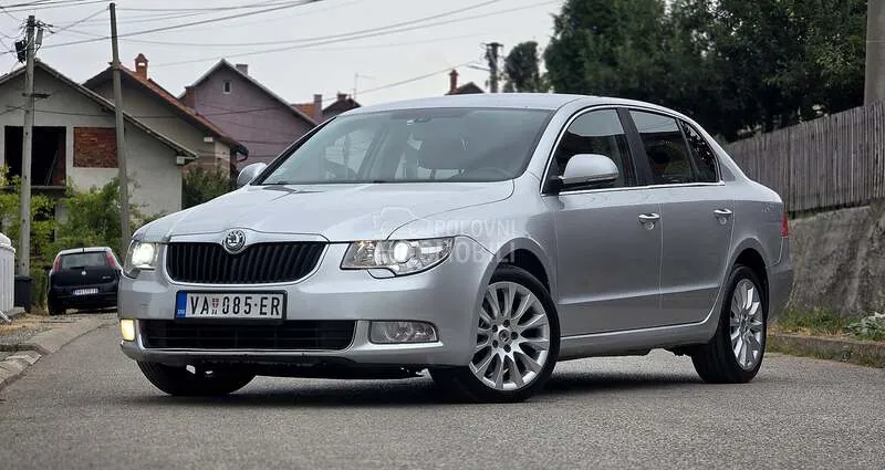 Skoda Superb 2013 photo 3