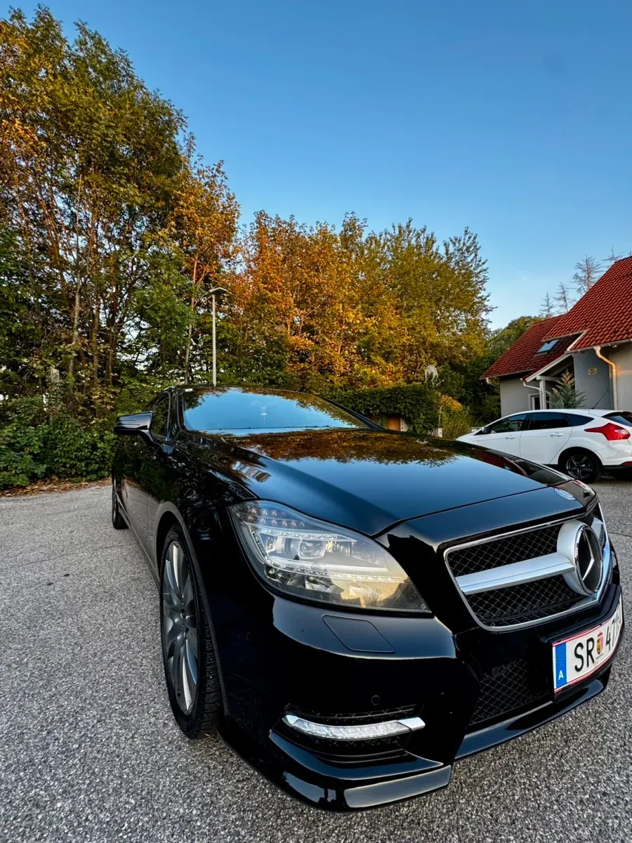 Mercedes-Benz Cls-Class 2012 photo 2