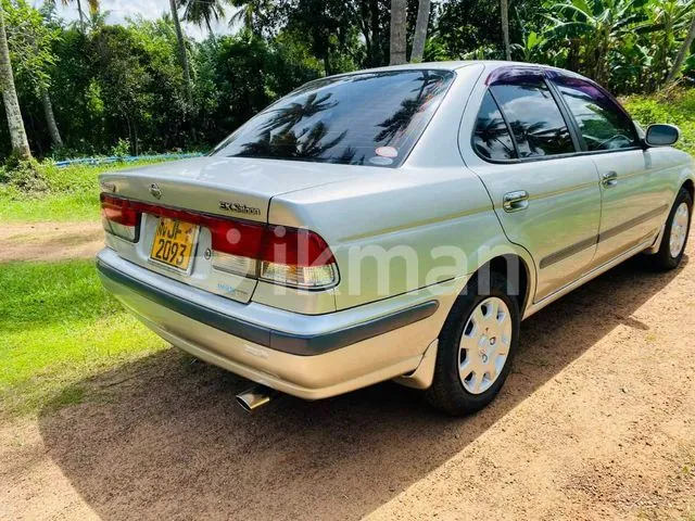 Nissan Sunny 2015 photo 4