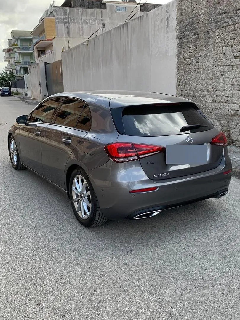 Mercedes-Benz A-Class 2019 photo 2