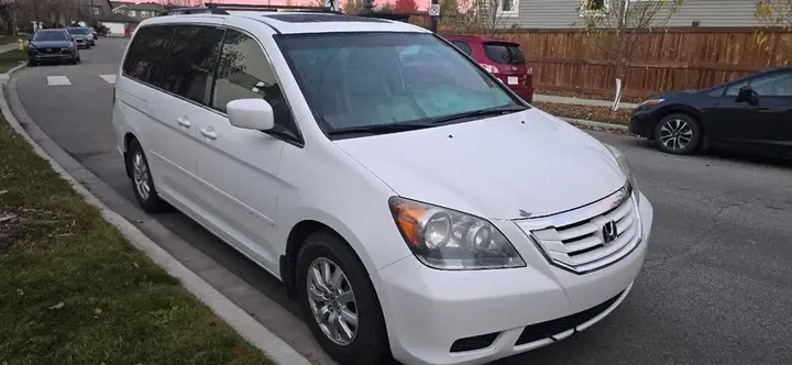 Honda Odyssey 2009 photo 2