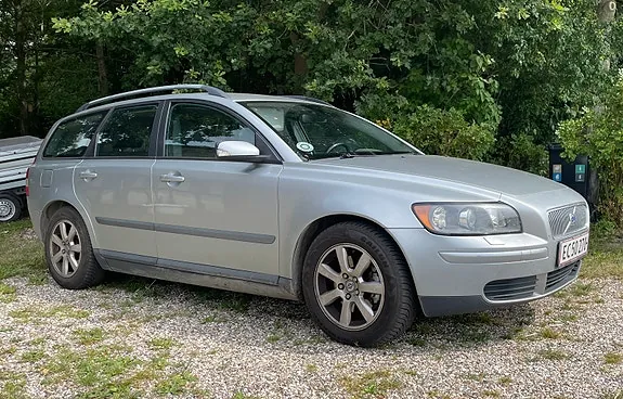 Volvo V50 2005 photo 2