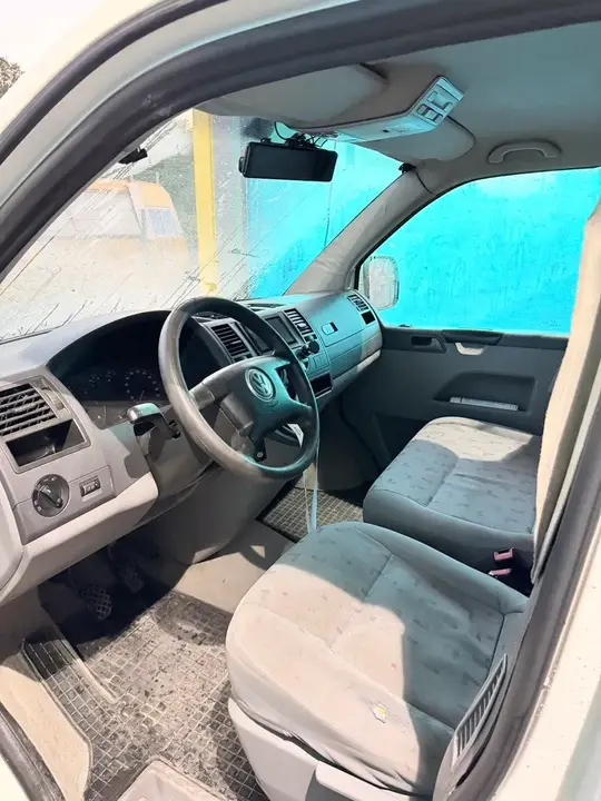 Volkswagen T5 2005 photo 3