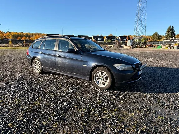 BMW 320I 2006 photo 2