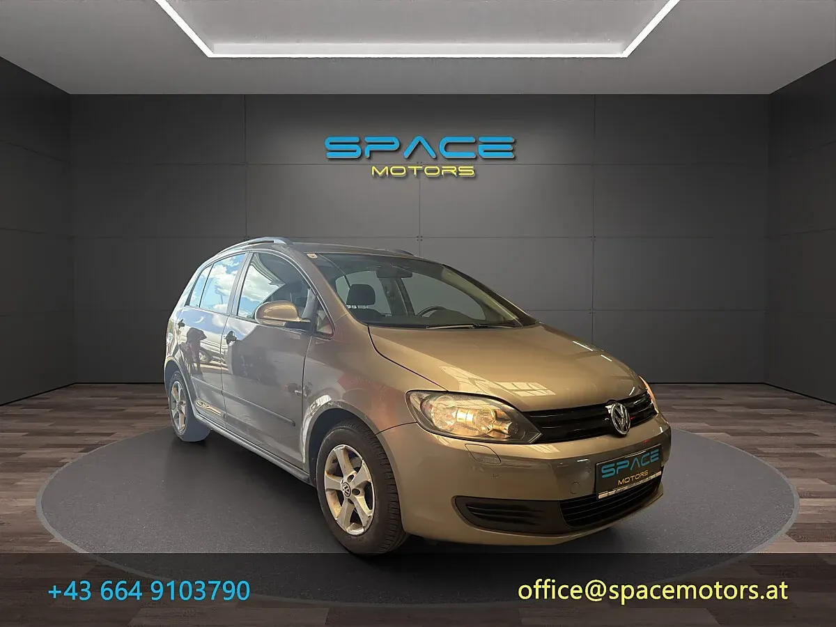 Volkswagen Golf 2011 photo 3