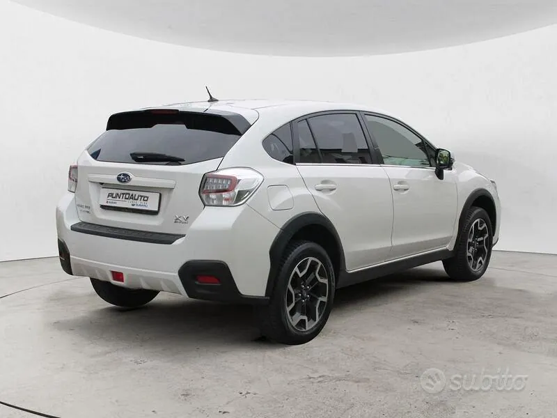 Subaru Xv 2017 photo 4