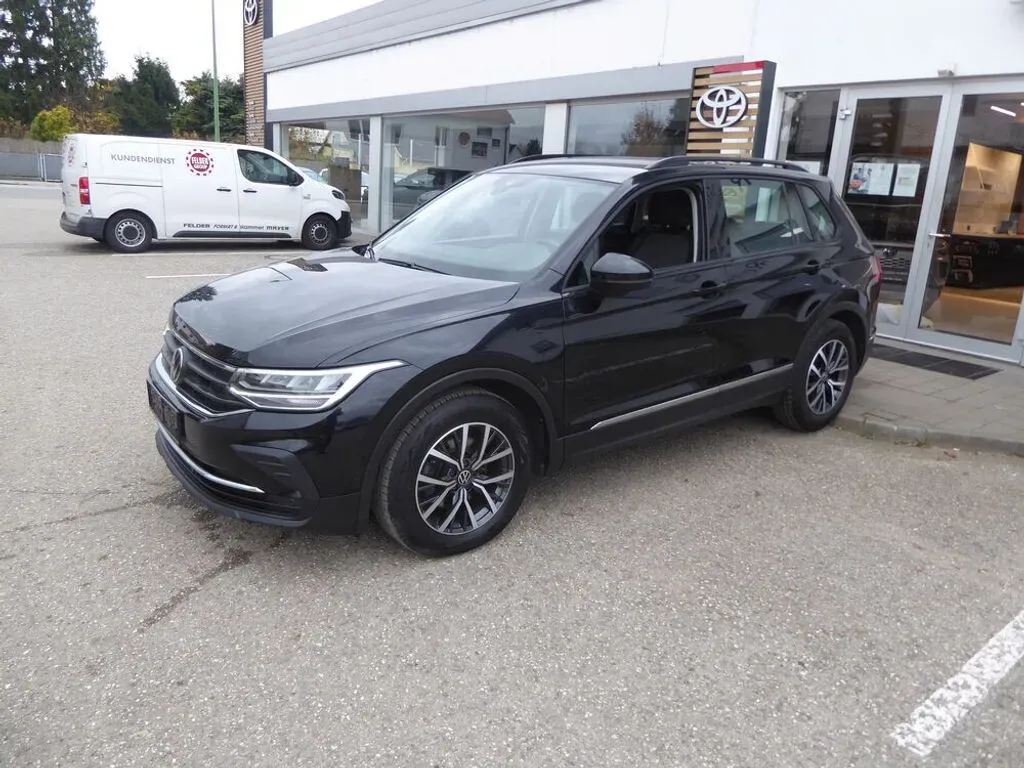 Volkswagen Tiguan 2023 photo 2