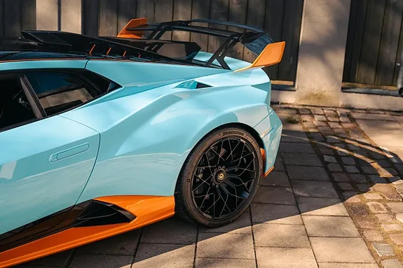 Lamborghini Huracan 2023 photo 2