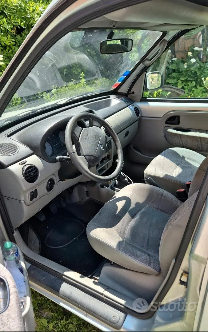 Renault Kangoo 2004 photo 4
