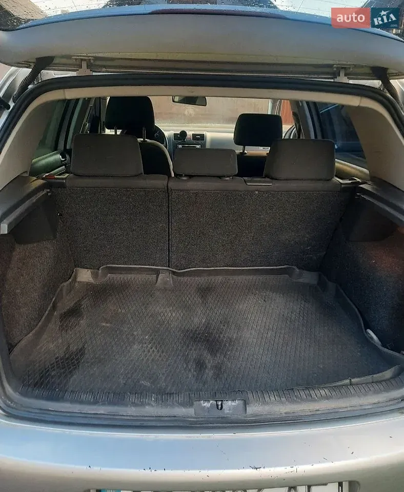 Volkswagen Golf 2005 photo 5