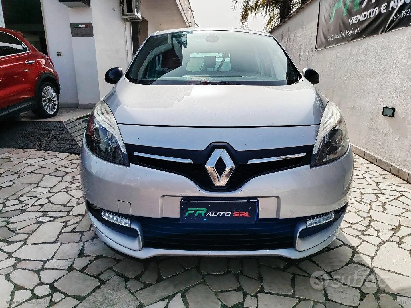 Renault Scenic 2015 photo 2