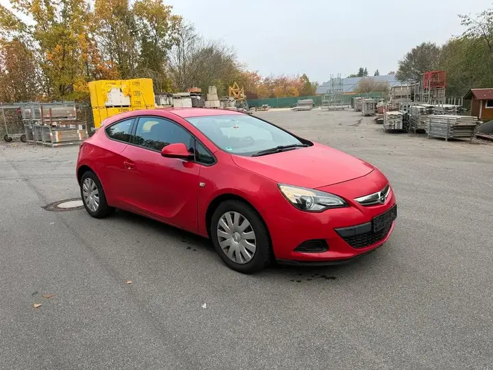 Opel Astra J