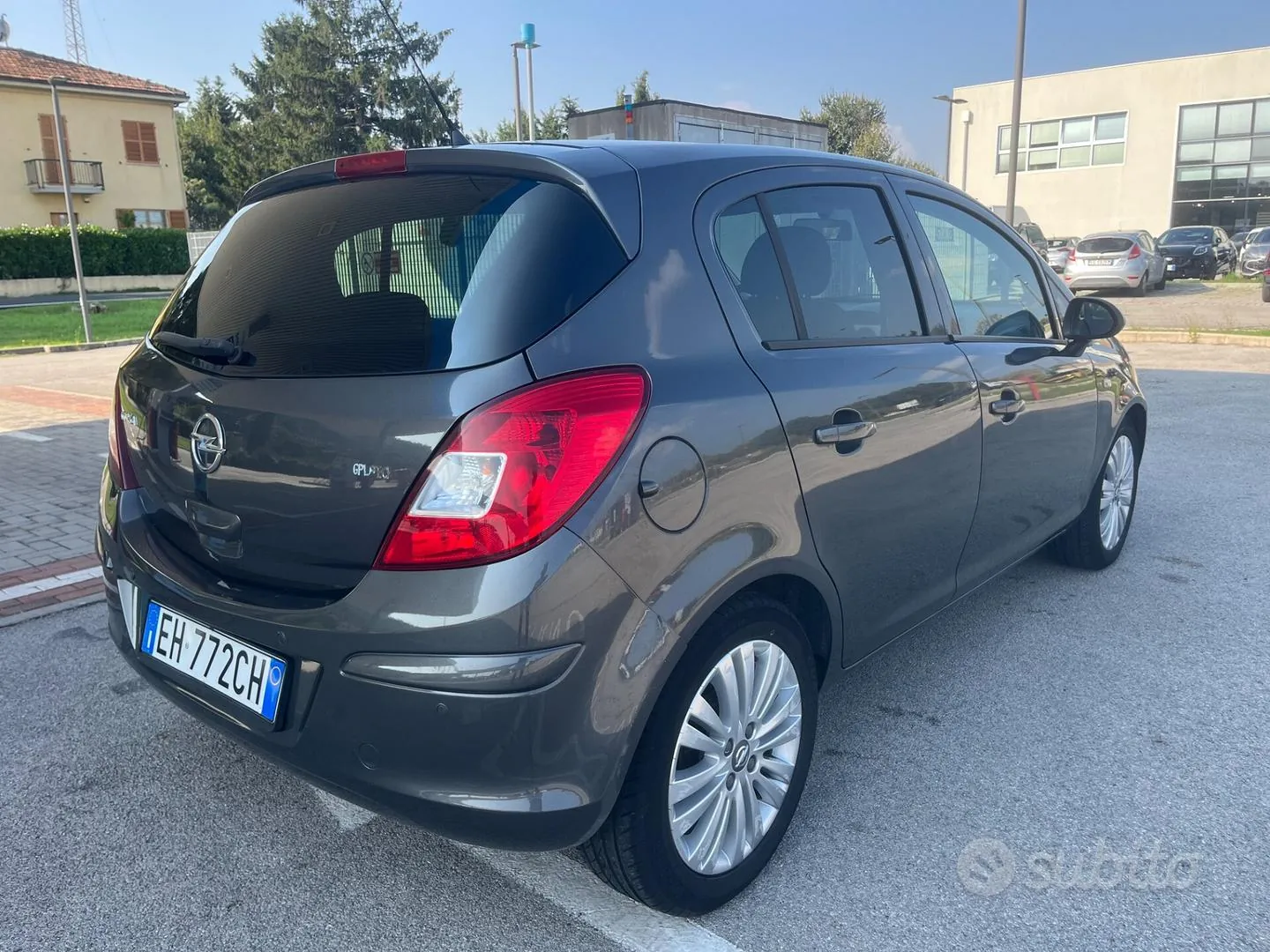 Opel Corsa 2011 photo 4