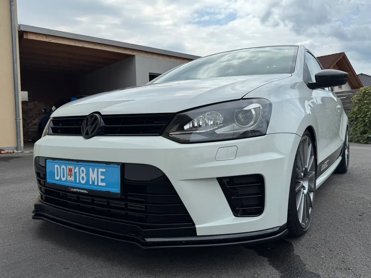 Volkswagen Polo 2013 photo 2
