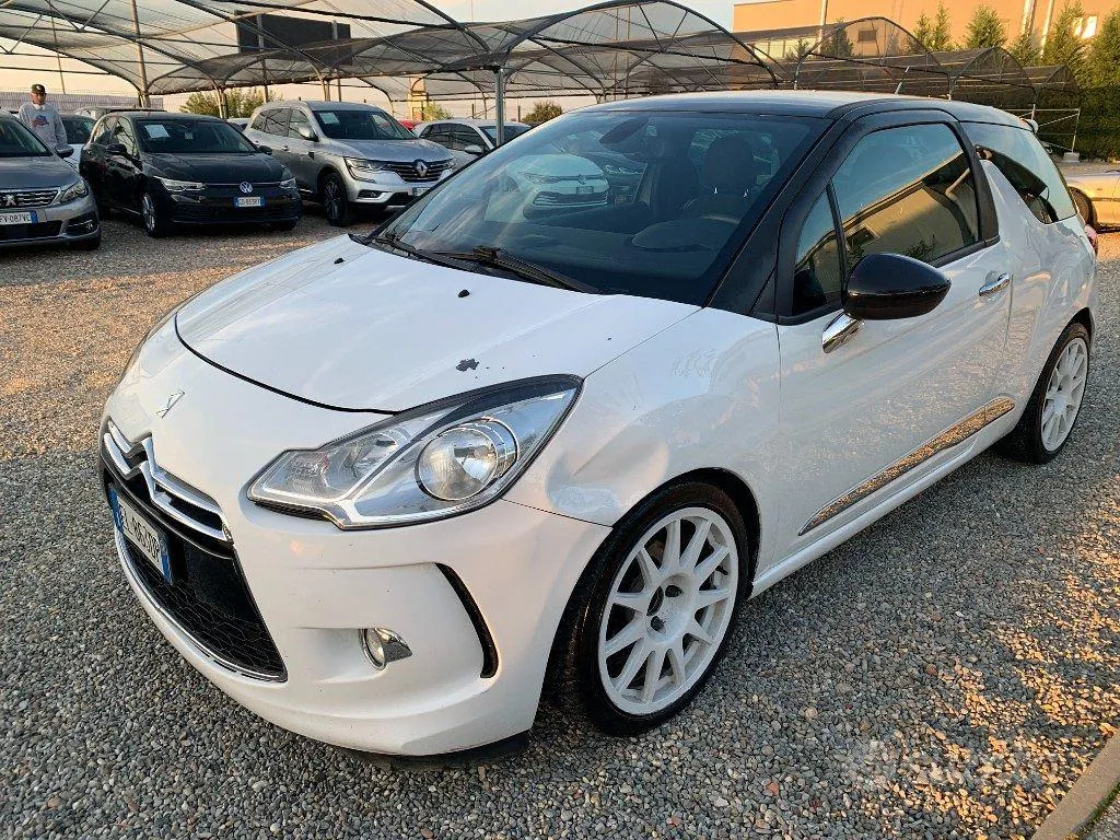 DS Automobiles Ds 3