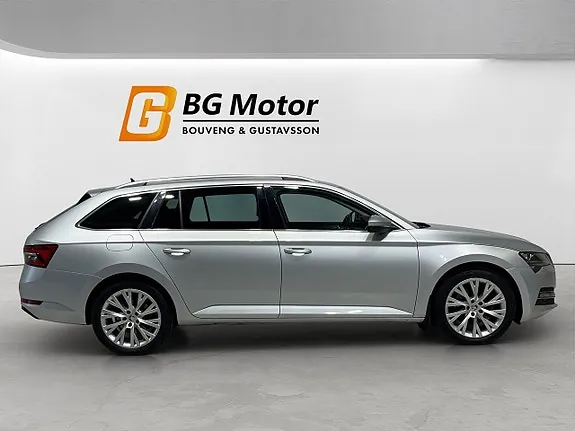 Skoda Superb 2024 photo 3