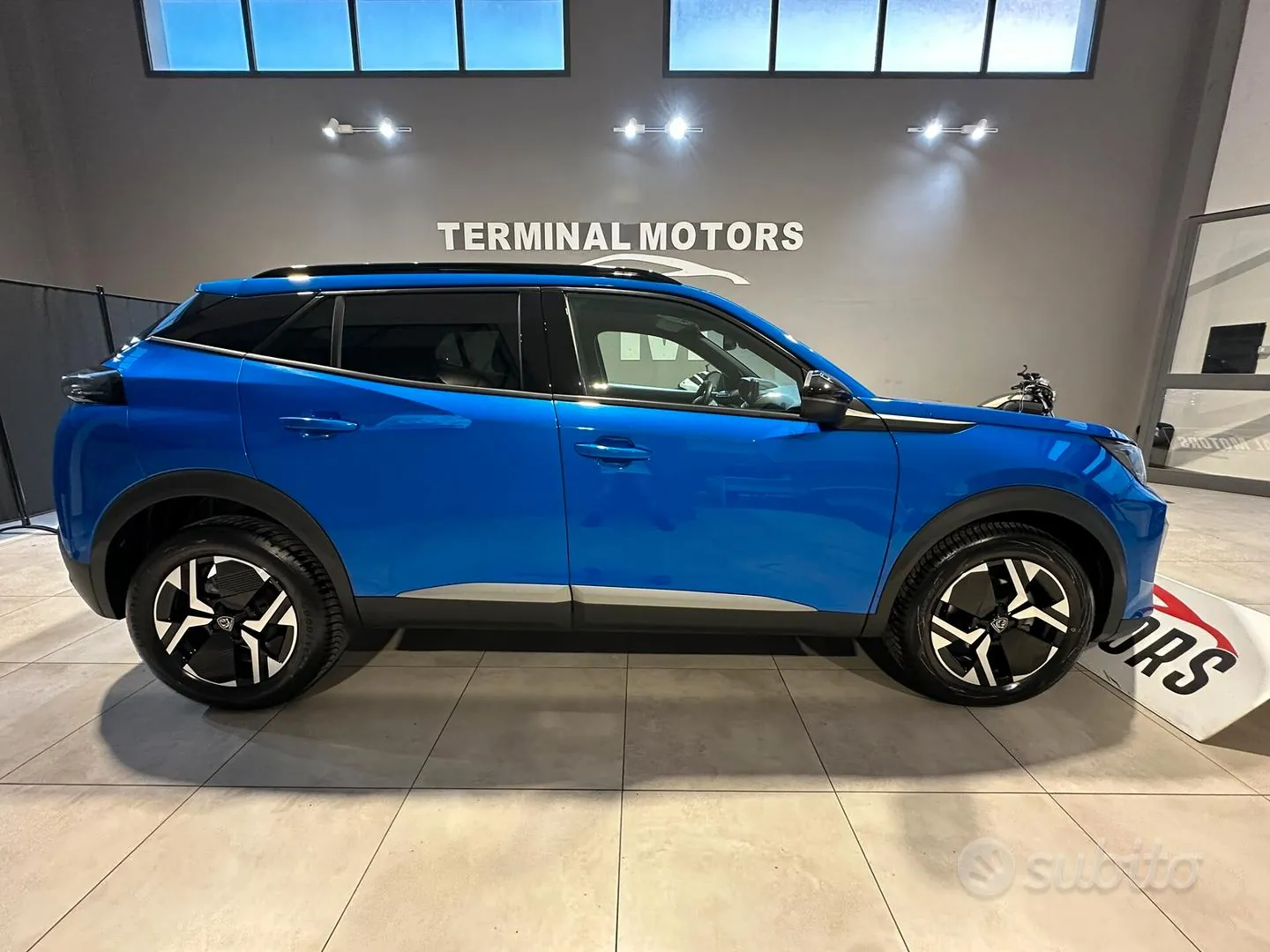 Peugeot 2008 2024 photo 3