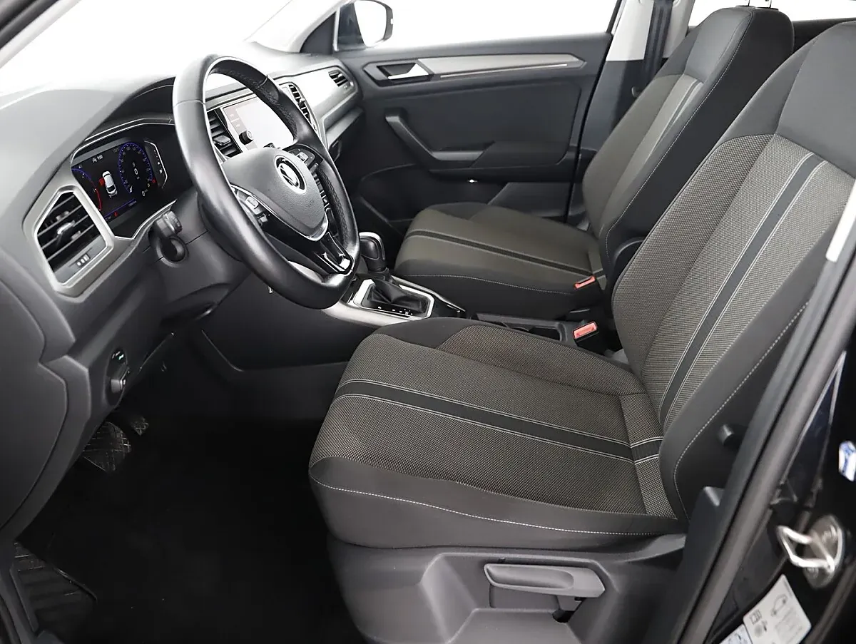 Volkswagen T-Roc 2021 photo 3
