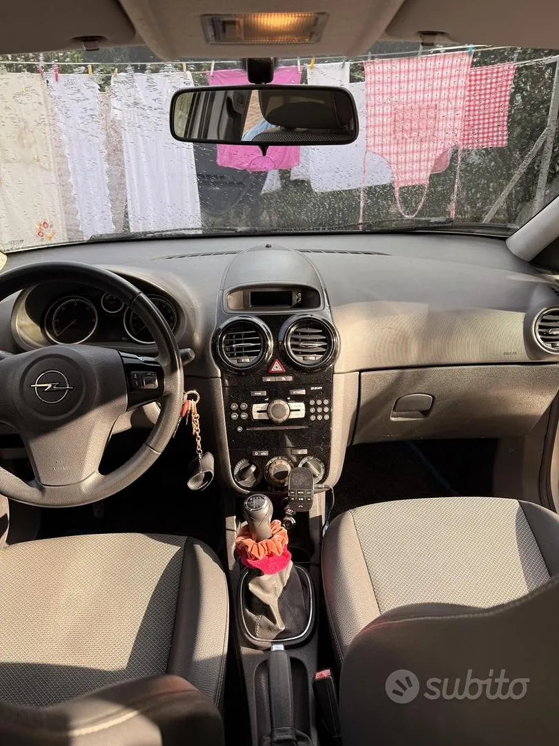 Opel Corsa 2010 photo 4