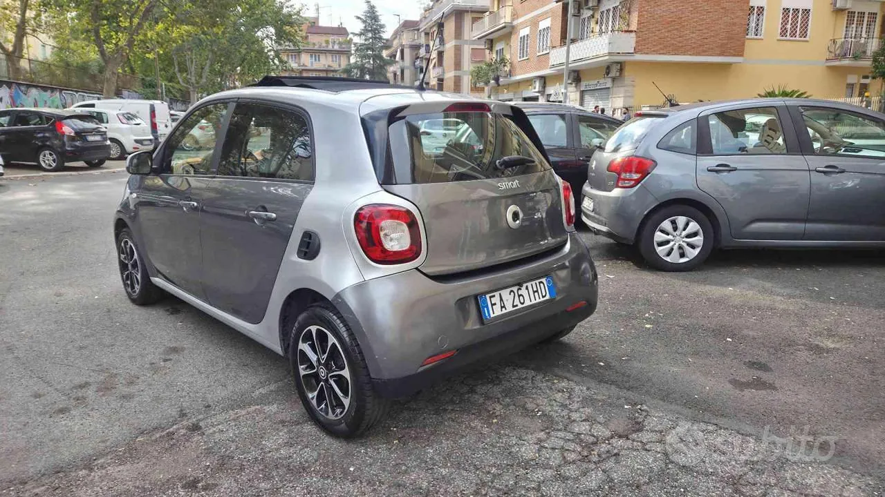 Smart Forfour 2015 photo 5