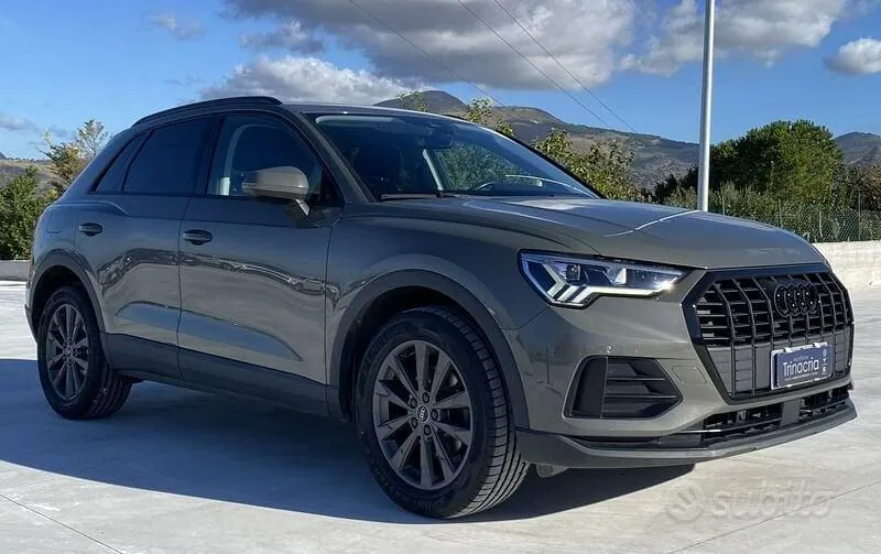 Audi Q3 2023 photo 3